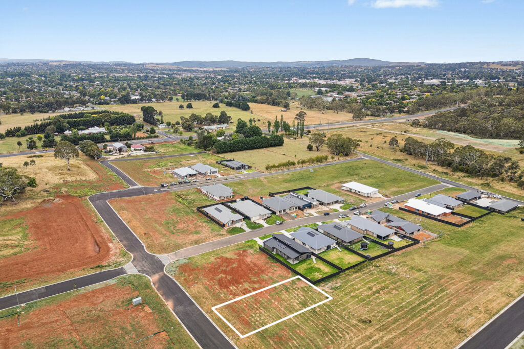 Sold - 33 Clearview Crescent - New Property in Orange - Real Estate by Scott Petersen