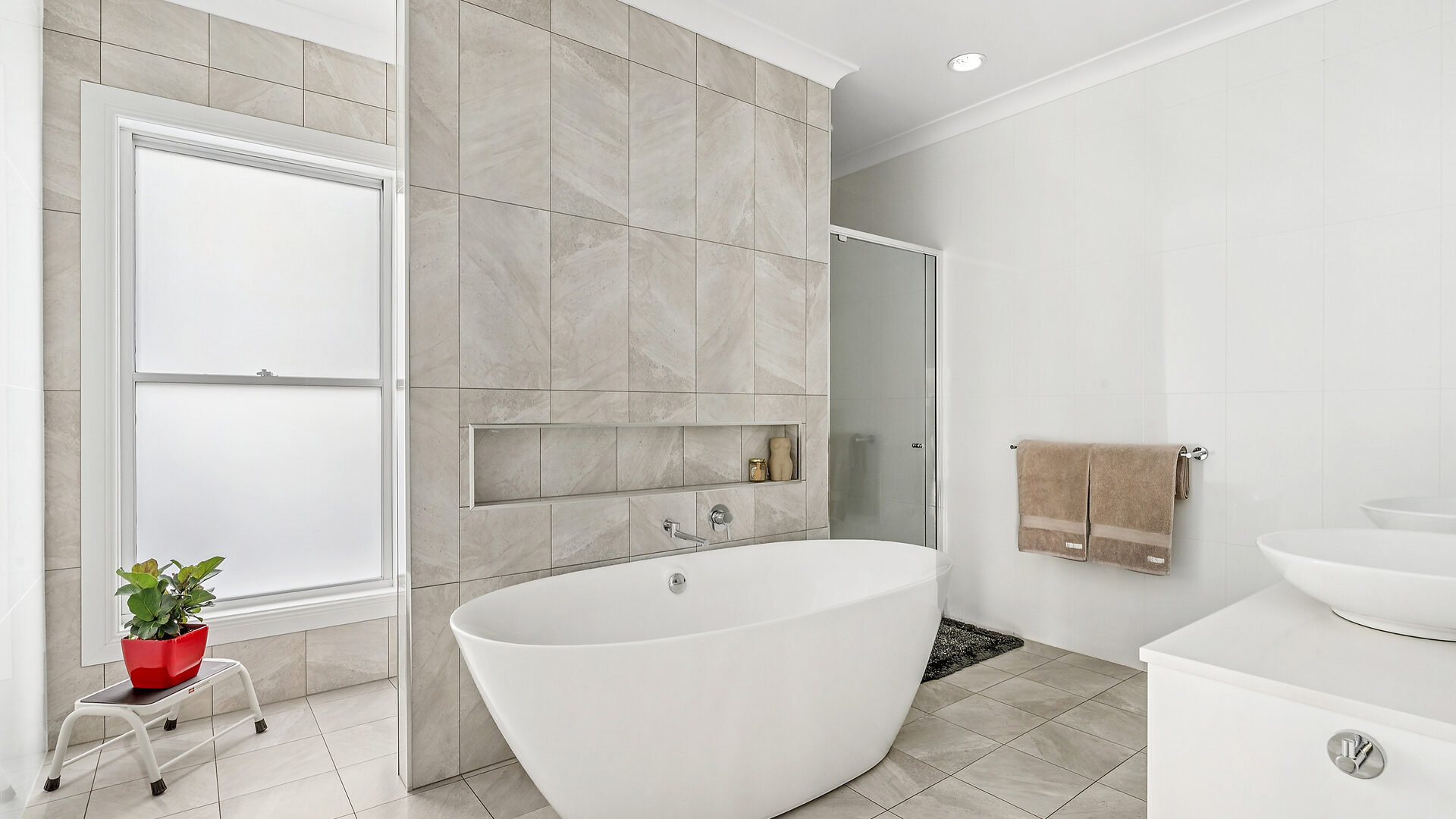 Sold - 29 Gala Crescent - New Property in Orange - Real Estate by Jack Aumuller