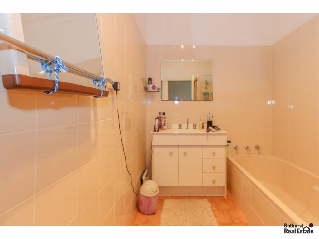Sold - 102 Sydney Road - New Property in Kelso - Real Estate by  