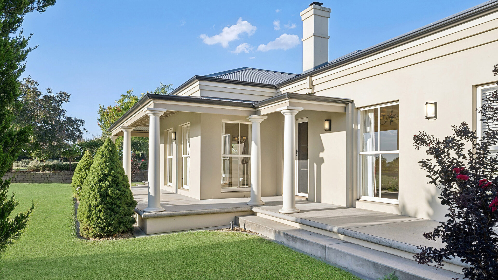 Sold - 15 Blue Ridge Drive - New Property in White Rock - Real Estate by Todd Houghton