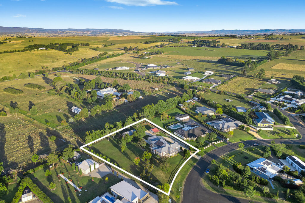Sold - 15 Blue Ridge Drive - New Property in White Rock - Real Estate by Todd Houghton