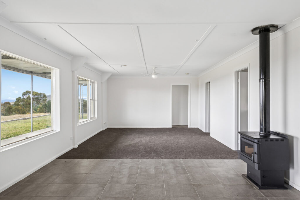 Sold - 473 Lookout Road - New Property in Mullion Creek - Real Estate by Scott Petersen