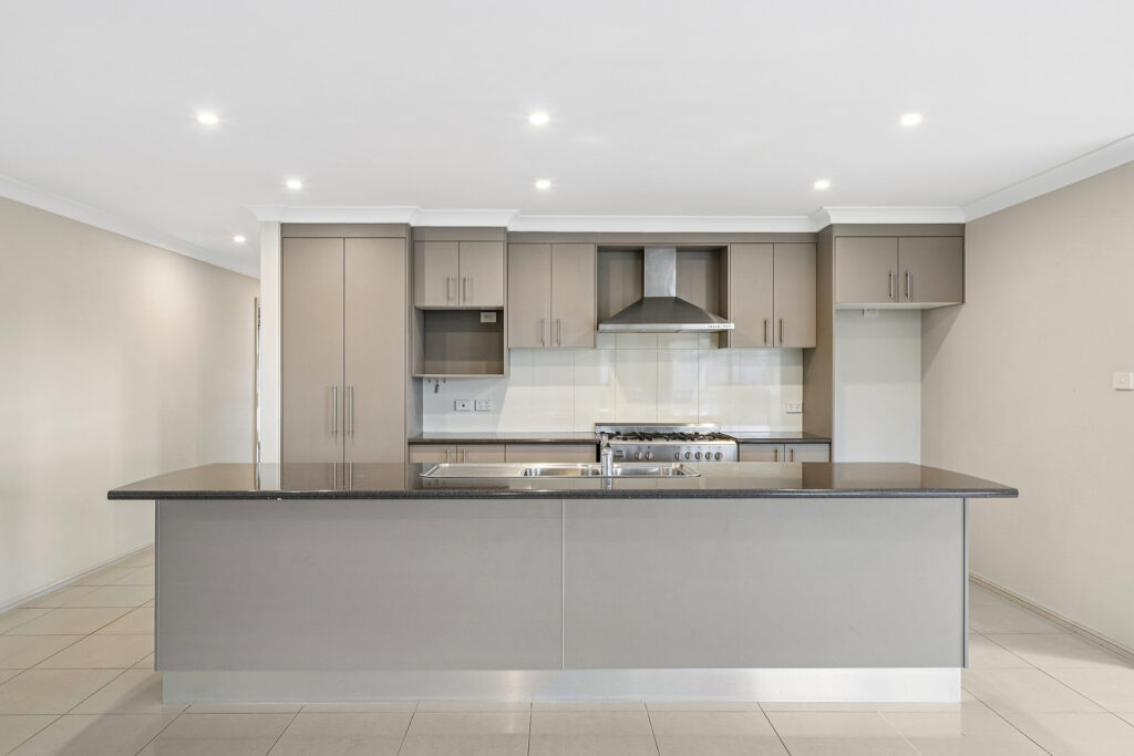 Sold - 26 Botanic Way - New Property in Orange - Real Estate by Scott Petersen