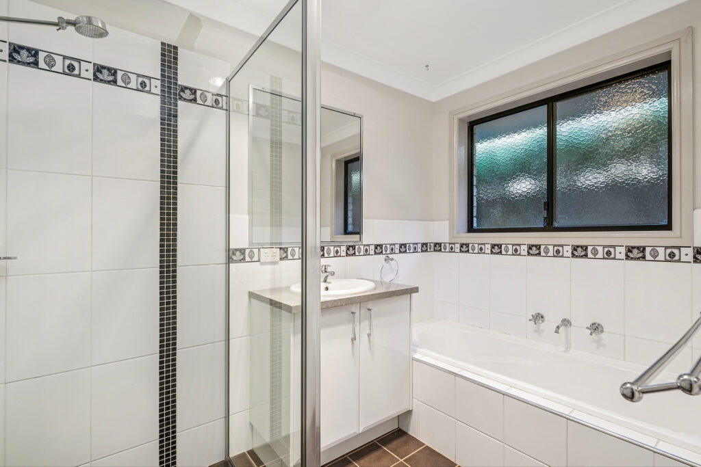Sold - 26 Botanic Way - New Property in Orange - Real Estate by Scott Petersen