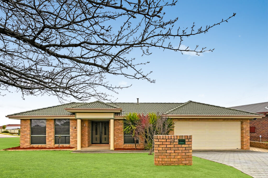 Sold - 13 Tinnock Place - New Property in Orange - Real Estate by Josh Fitzgerald