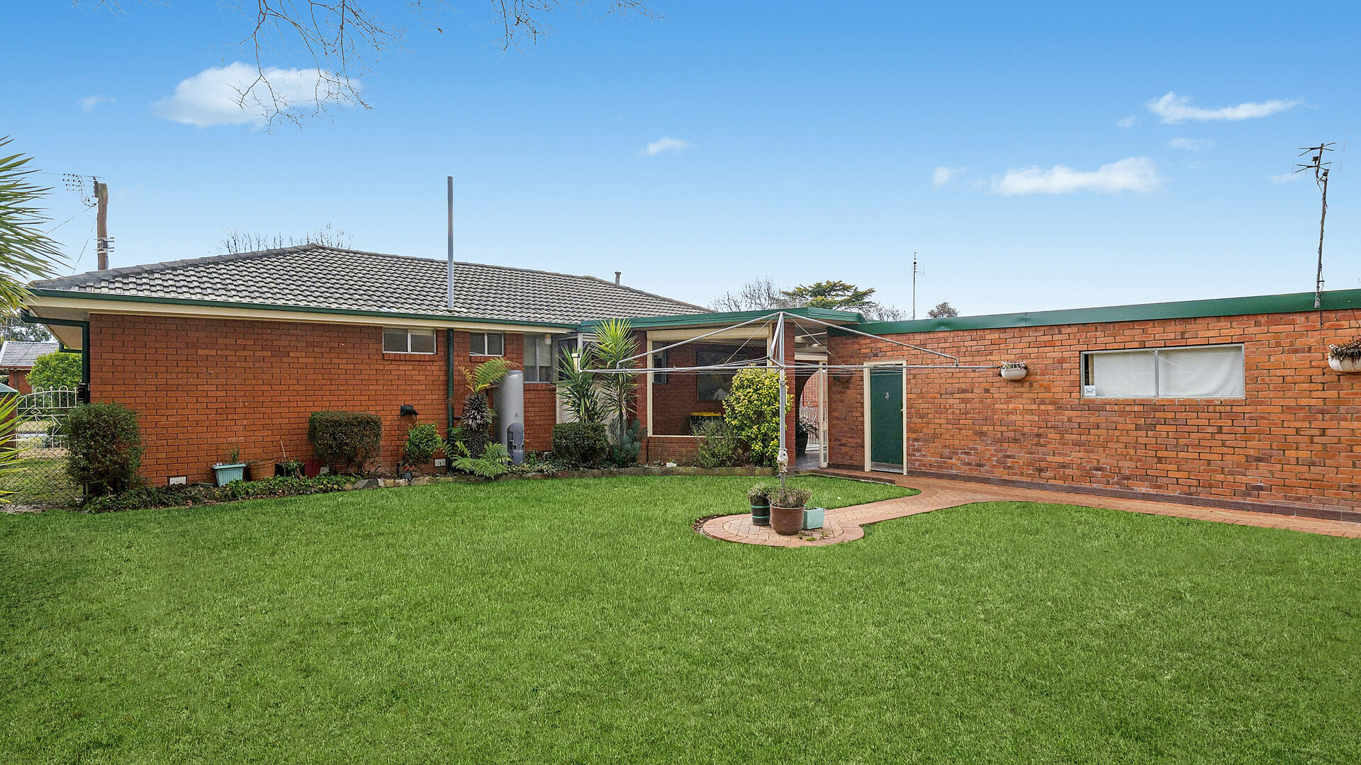 Sold - 4 Yulanta Place - New Property in Orange - Real Estate by Scott Petersen