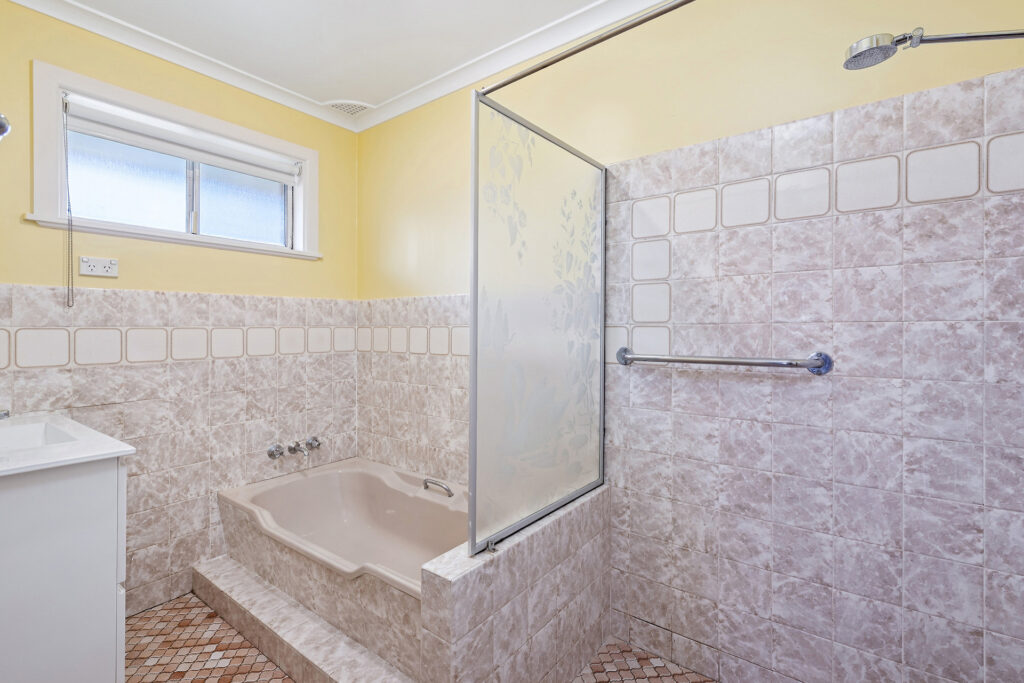 Sold - 4 Yulanta Place - New Property in Orange - Real Estate by Scott Petersen