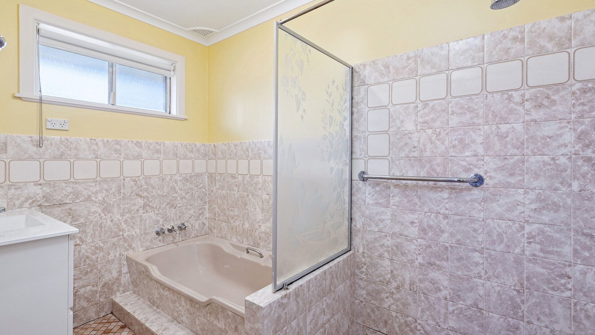 Sold - 4 Yulanta Place - New Property in Orange - Real Estate by Scott Petersen