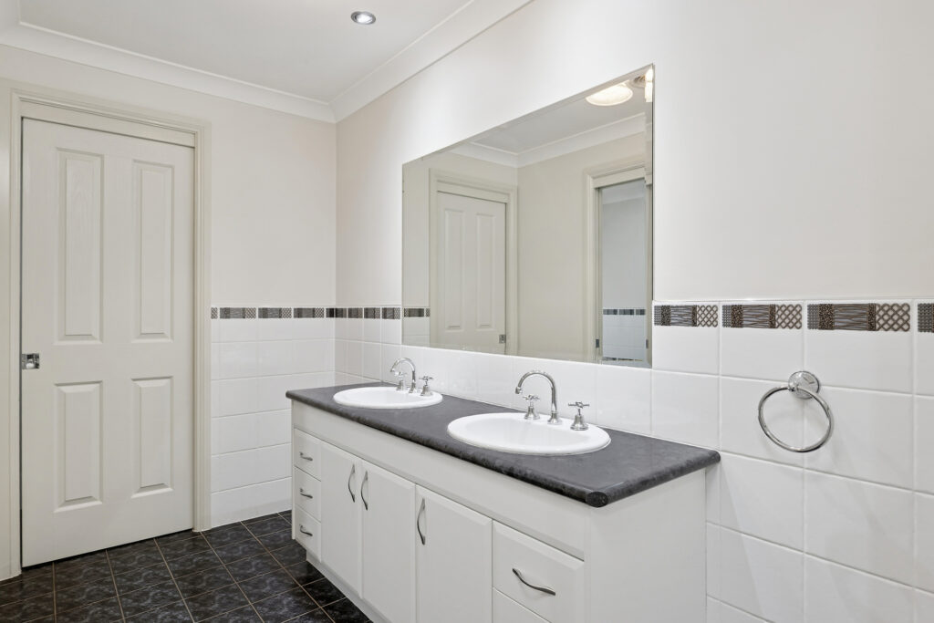 Sold - 16 Greerlyn Way - New Property in Orange - Real Estate by Jack Aumuller