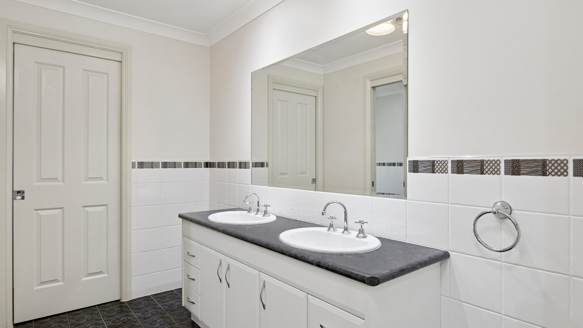 Sold - 16 Greerlyn Way - New Property in Orange - Real Estate by Jack Aumuller