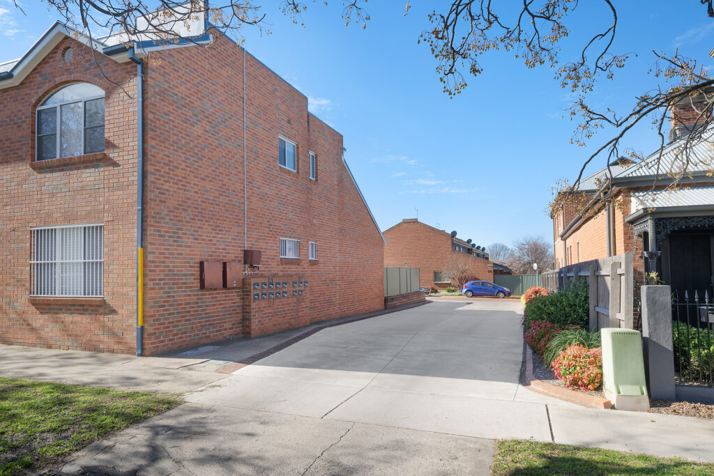 Sold - 2/173 Keppel Street - New Property in Bathurst - Real Estate by Todd Houghton