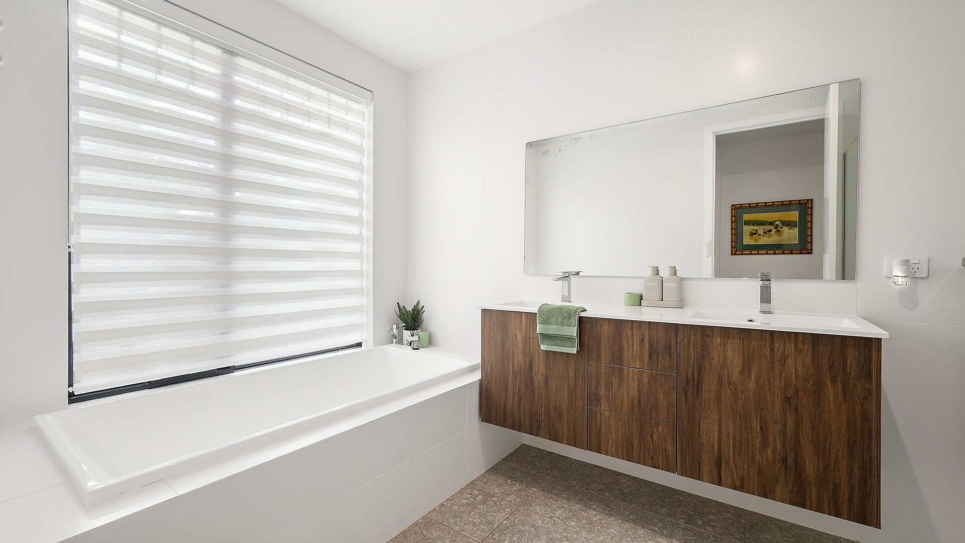Sold - 10 Connemara Drive - New Property in Orange - Real Estate by Josh Fitzgerald