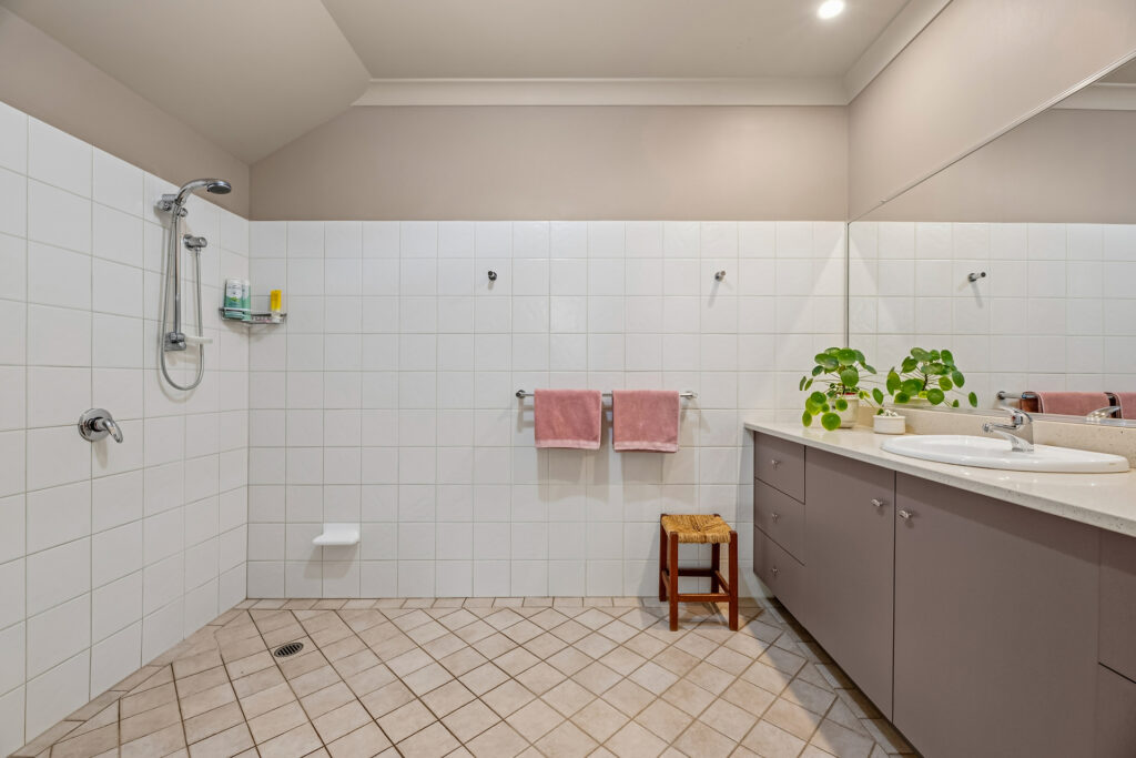 Sold - 86 Berrilee Road - New Property in Orange - Real Estate by Jack Aumuller