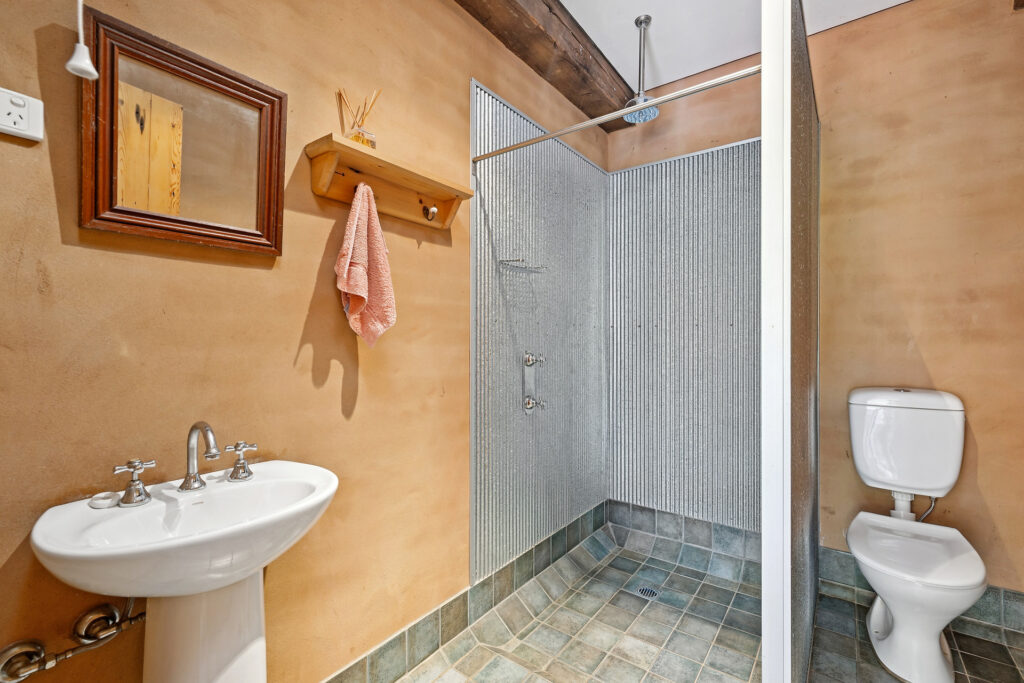 Sold - 465 Waldegrave Road - New Property in Forest Reefs - Real Estate by Scott Petersen