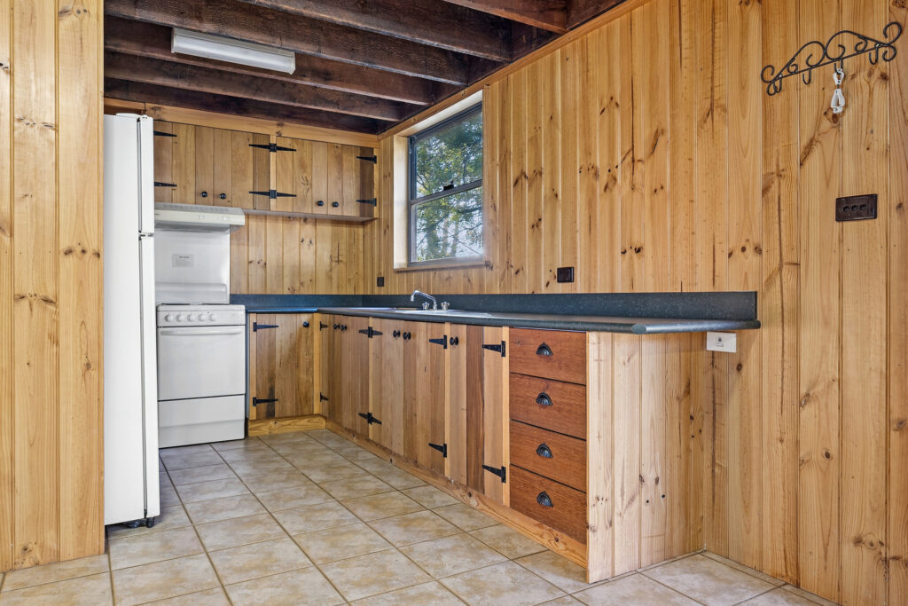 Sold - 465 Waldegrave Road - New Property in Forest Reefs - Real Estate by Scott Petersen