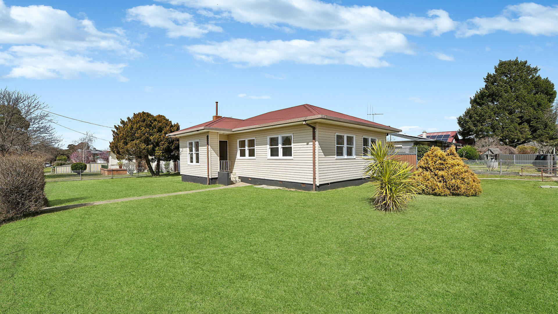 Sold - 2 Waratah Avenue - New Property in Orange - Real Estate by Jack Aumuller