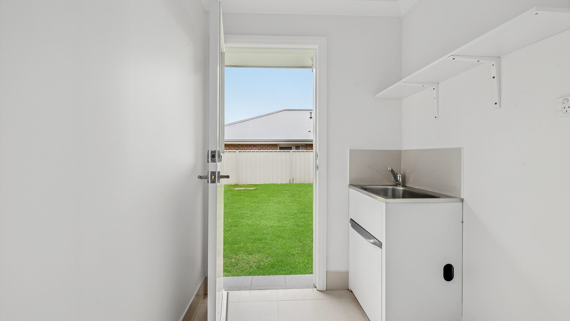 Sold - 21 Molloy Drive - New Property in Orange - Real Estate by Tori White