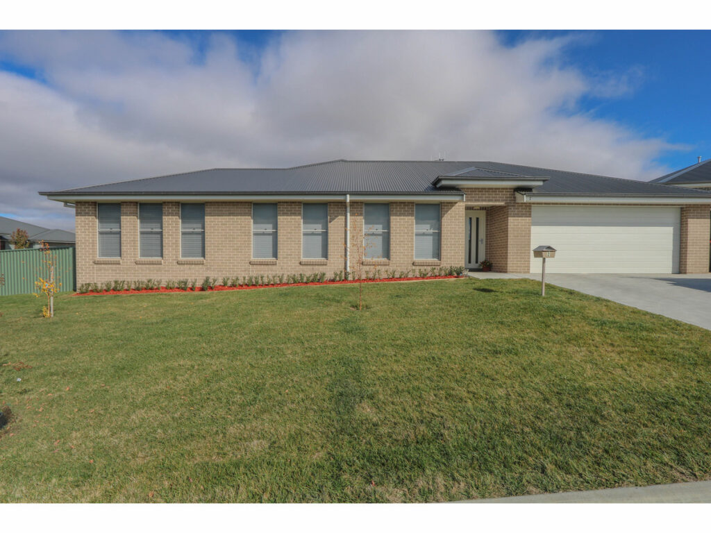 Sold - 2 Morgan Place - New Property in Llanarth - Real Estate by