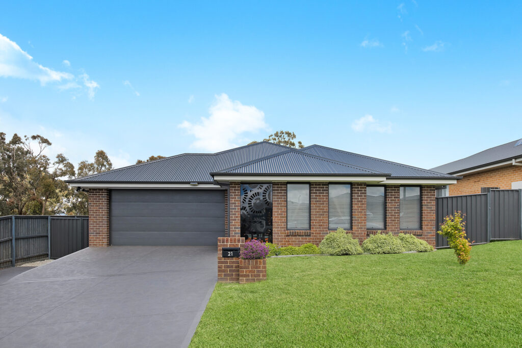 Sold - 21 William Maker Drive - New Property in Orange - Real Estate by McGrath Orange