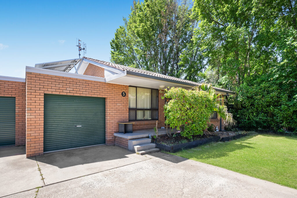 Sold - 5/1 Bletchington Street - New Property in Orange - Real Estate by Scott Petersen