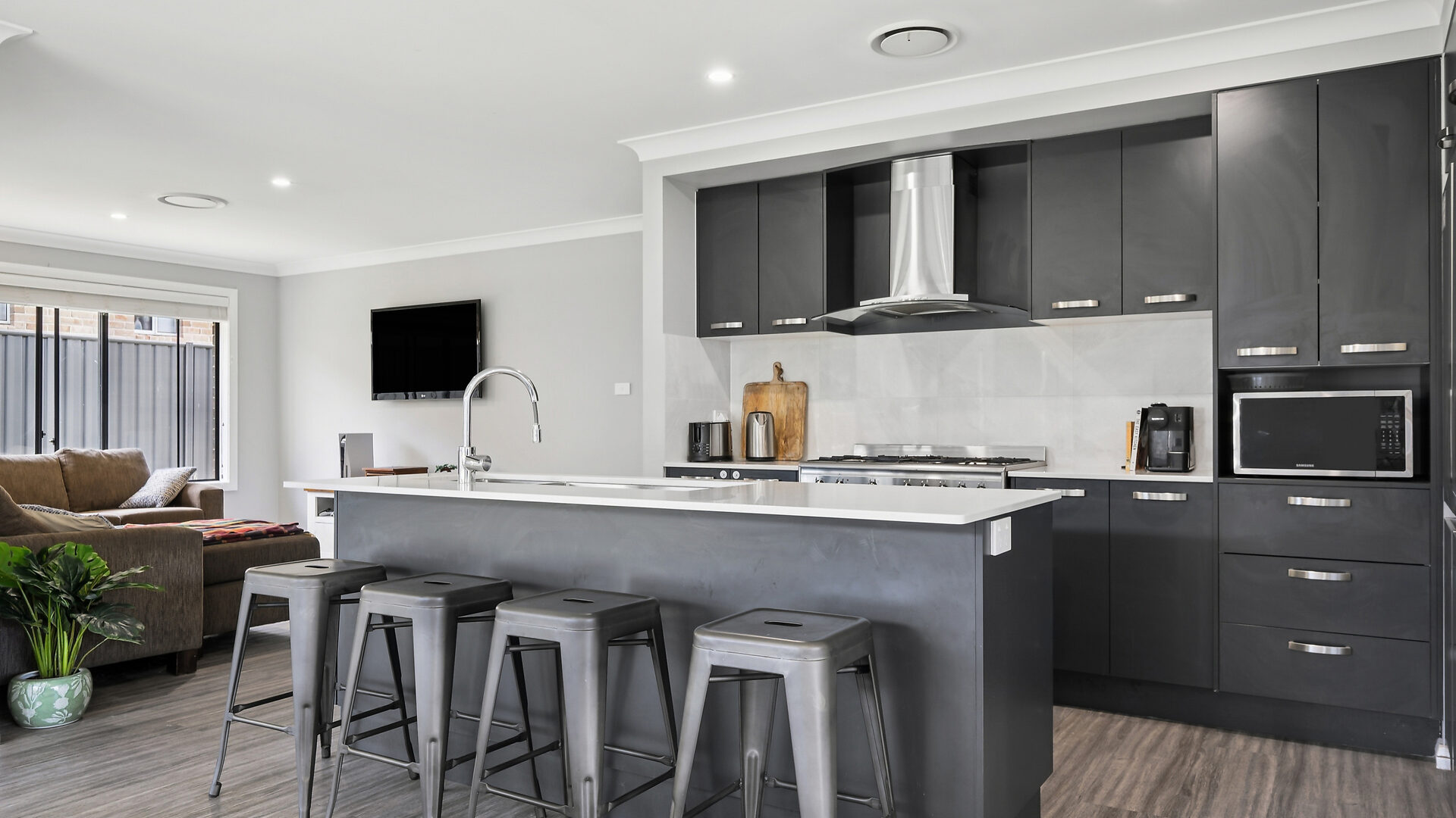 Sold - 21 William Maker Drive - New Property in Orange - Real Estate by Scott Petersen