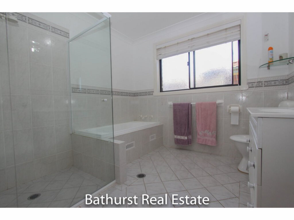 Sold - 4 McCarthy Close - New Property in Eglinton - Real Estate by  
