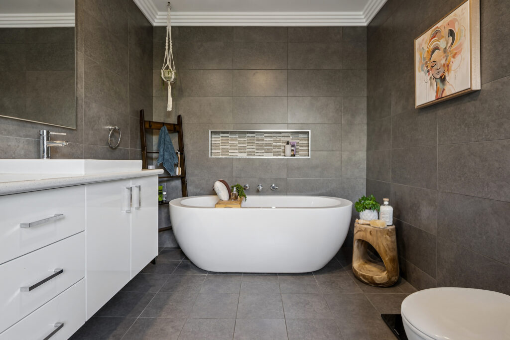 Sold - 4 Mariposa Street - New Property in Orange - Real Estate by Josh Fitzgerald