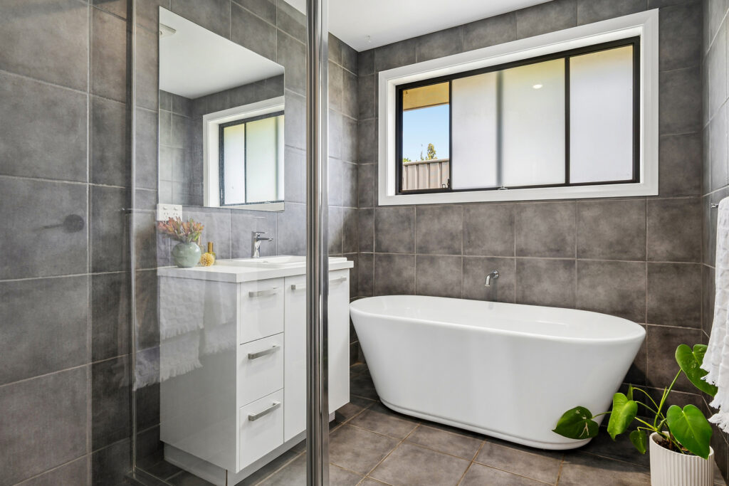 Sold - 20 Lisbon Circuit - New Property in Orange - Real Estate by Josh Fitzgerald