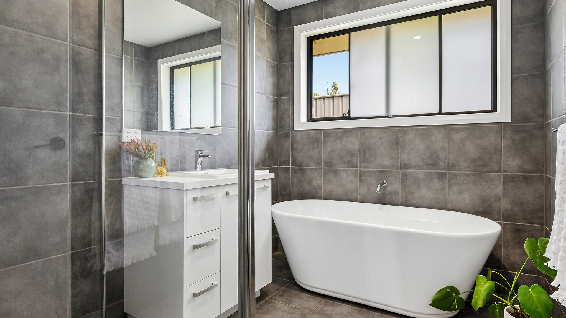 Sold - 20 Lisbon Circuit - New Property in Orange - Real Estate by Josh Fitzgerald