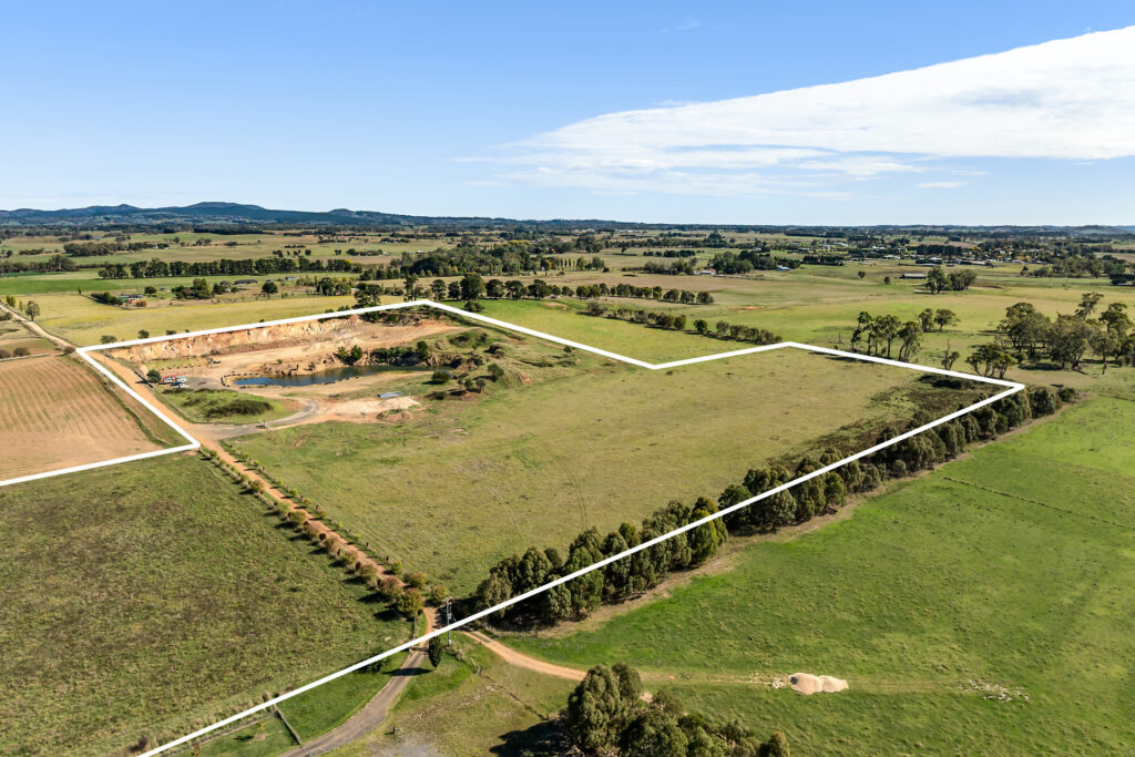 For Sale - 269 Spring Hill Road - New Property in Spring Hill - Real Estate by Josh Fitzgerald