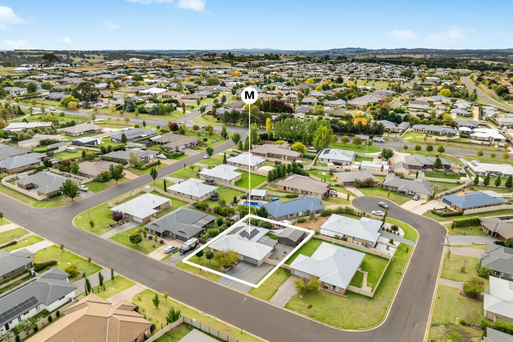 Sold - 4 Centennial Crescent - New Property in Orange - Real Estate by Jack Aumuller