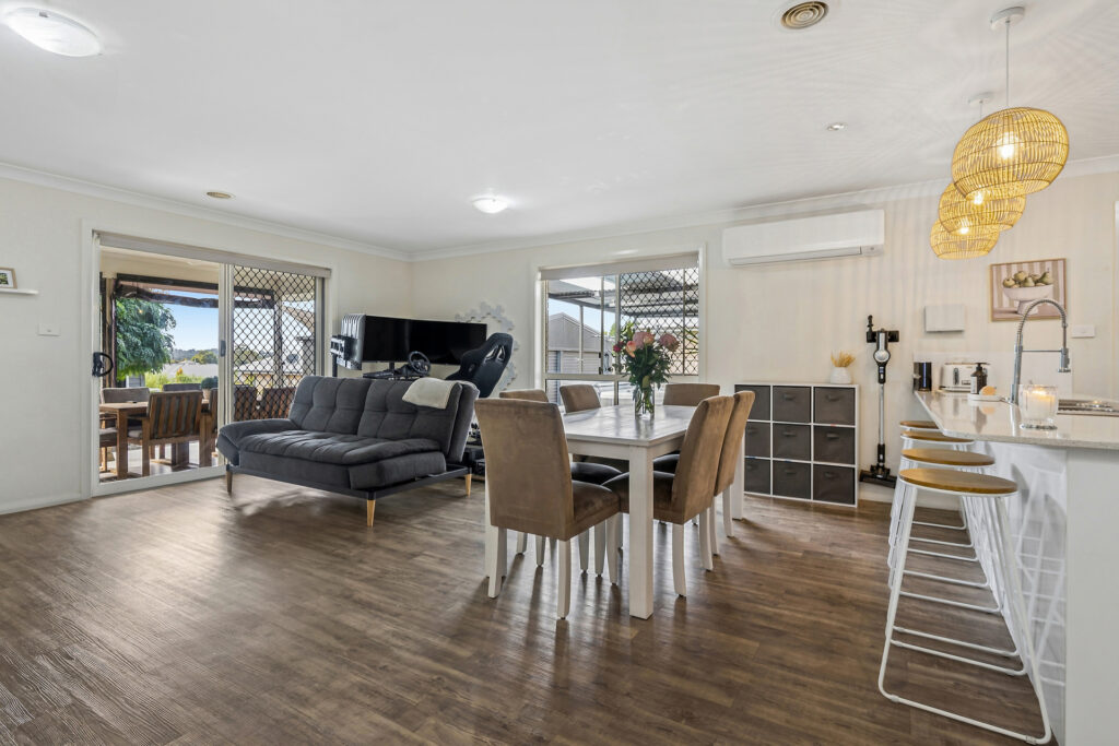 Sold - 4 Centennial Crescent - New Property in Orange - Real Estate by Jack Aumuller