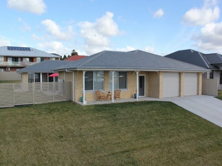 Sold - 57 Freeman Circuit - New Property in Llanarth - Real Estate by