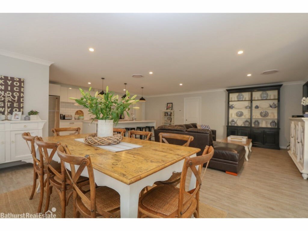 Sold - 2a O'Farrell Place - New Property in Kelso - Real Estate by 