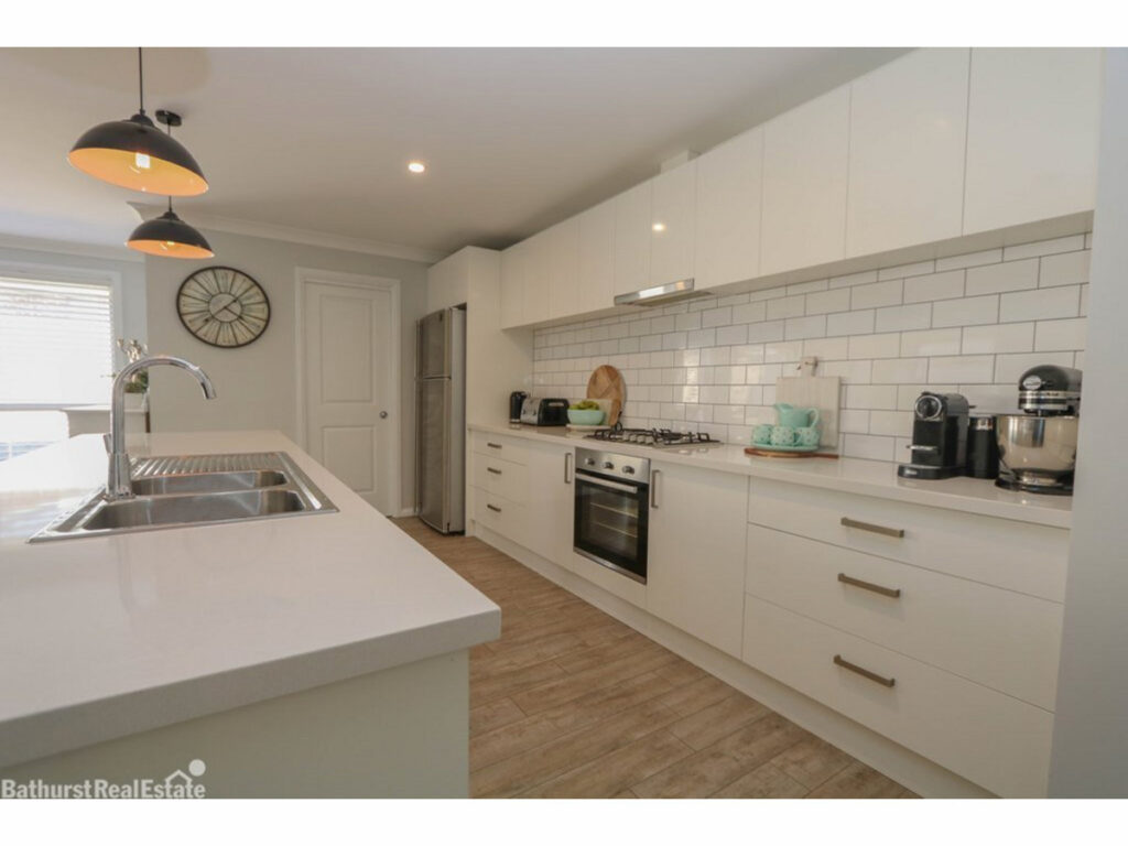 Sold - 2a O'Farrell Place - New Property in Kelso - Real Estate by 
