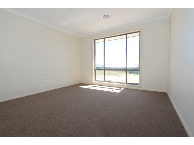 Sold - 5 Morgan Place - New Property in Llanarth - Real Estate by 