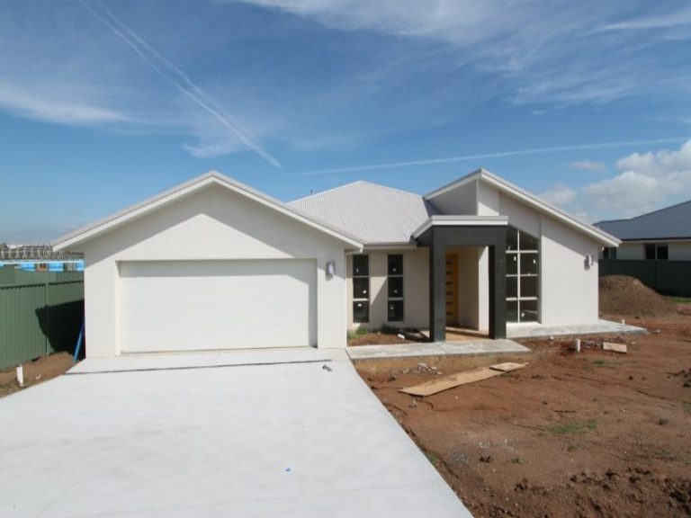Sold - 5 Miller Street - New Property in Bathurst - Real Estate by