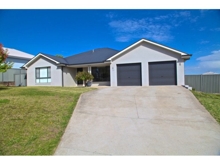 Sold - 27 Cheviot Drive - New Property in Kelso - Real Estate by