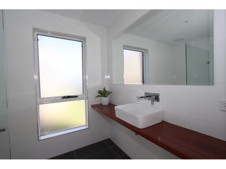 Sold - 44 James Barnet Drive - New Property in Kelso - Real Estate by 