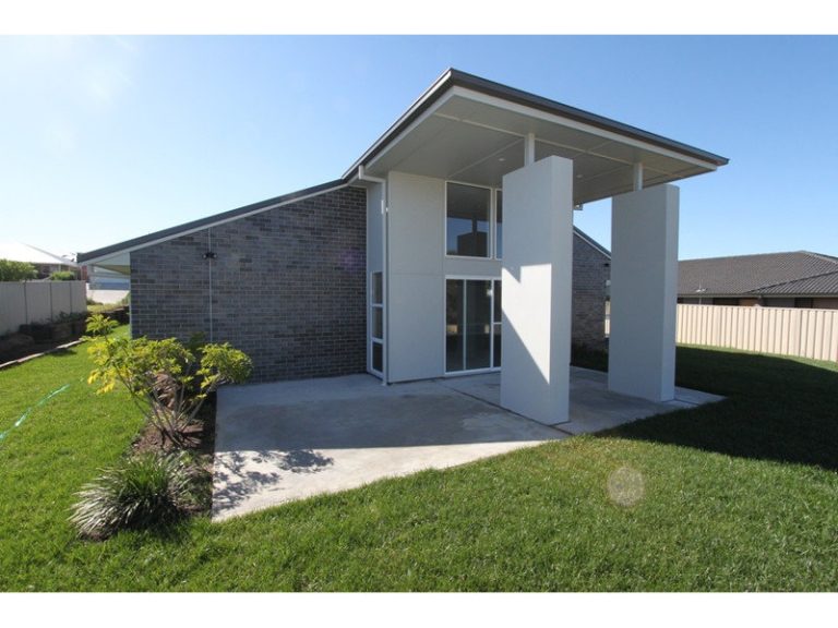 Sold - 44 James Barnet Drive - New Property in Kelso - Real Estate by 