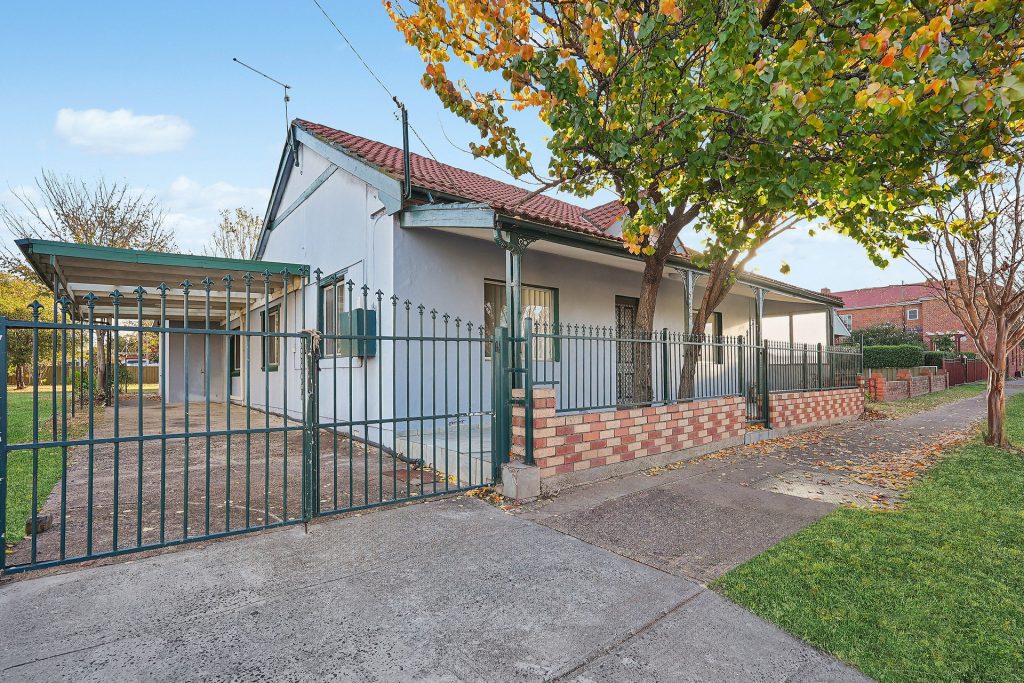 288 Howick Street, Bathurst