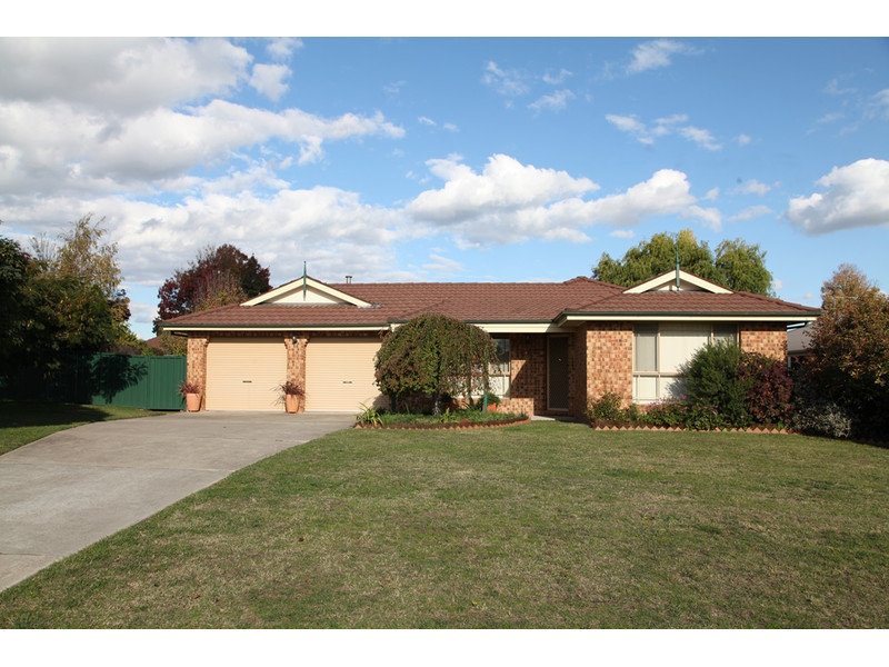Sold - 16 Halfpenny Drive - New Property in Kelso - Real Estate by