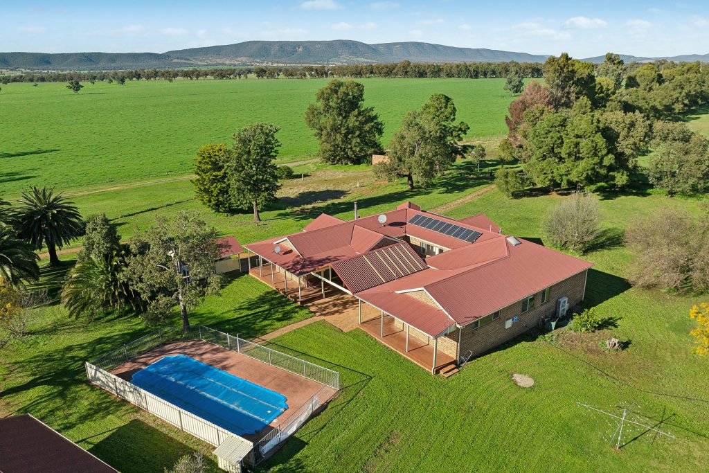 For Sale - 3130 Adelargo Road - New Property in Grenfell - Real Estate by Scott Petersen