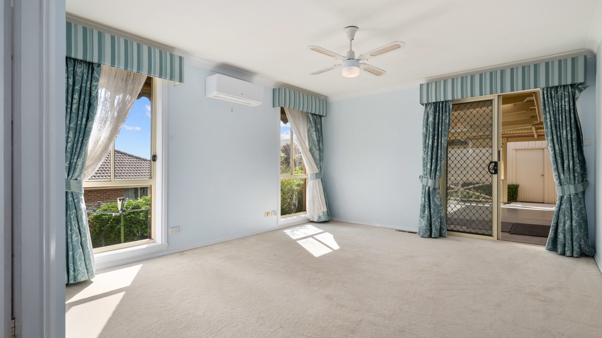 For Rent - 11 Magnolia Way - New Property in Orange - Real Estate by 