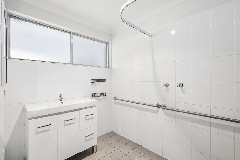 Sold - 5 James Cook Crescent - New Property in Orange - Real Estate by Xanthe Keegan