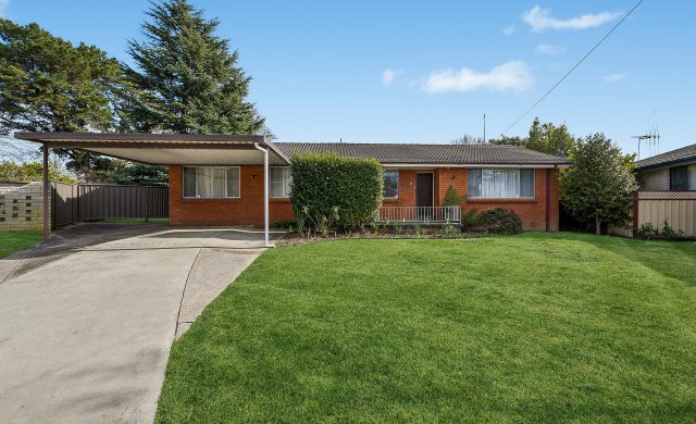 For Sale - 5 James Cook Crescent - New Property in Orange - Real Estate by Xanthe Keegan