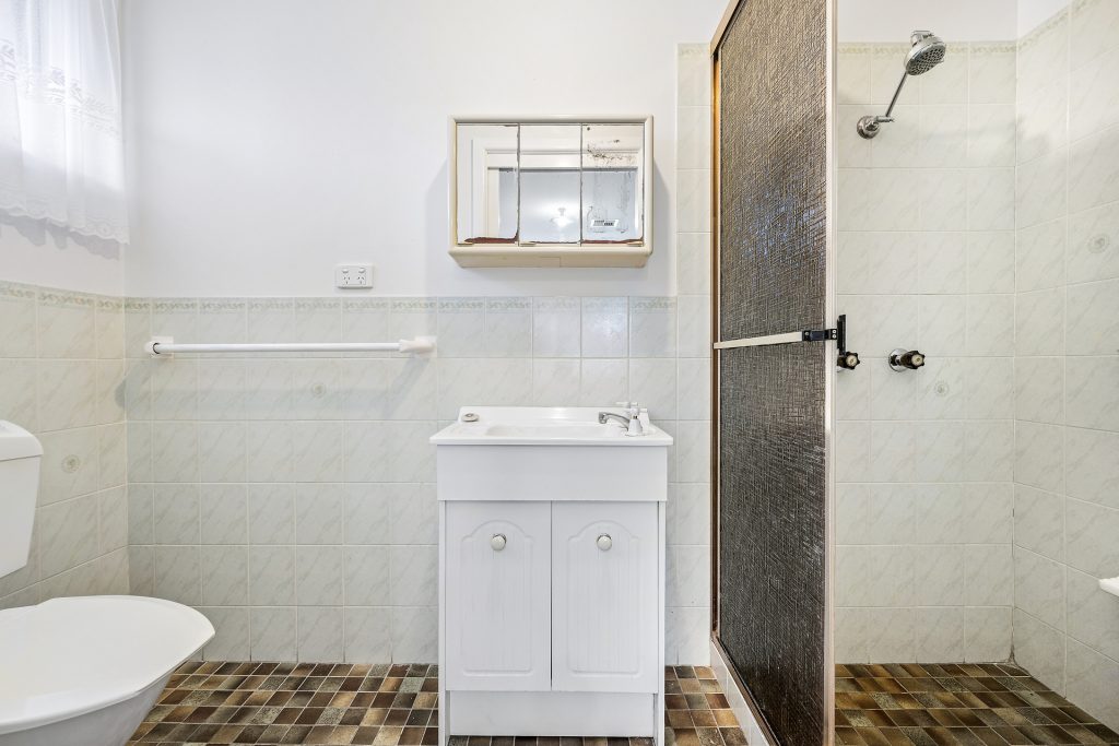 Sold - 5 James Cook Crescent - New Property in Orange - Real Estate by Xanthe Keegan