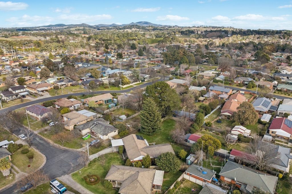 Sold - 5 James Cook Crescent - New Property in Orange - Real Estate by Xanthe Keegan