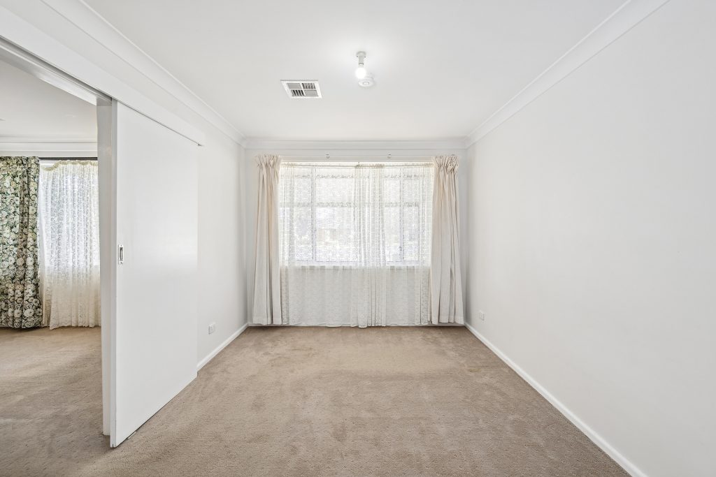 Sold - 5 James Cook Crescent - New Property in Orange - Real Estate by Xanthe Keegan