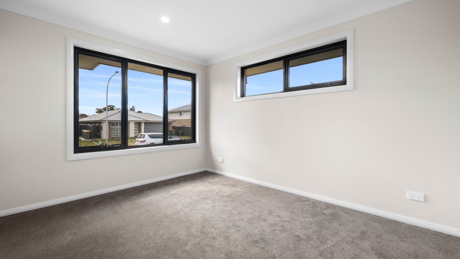 For Rent - 12 Edye Circuit - New Property in Orange - Real Estate by 